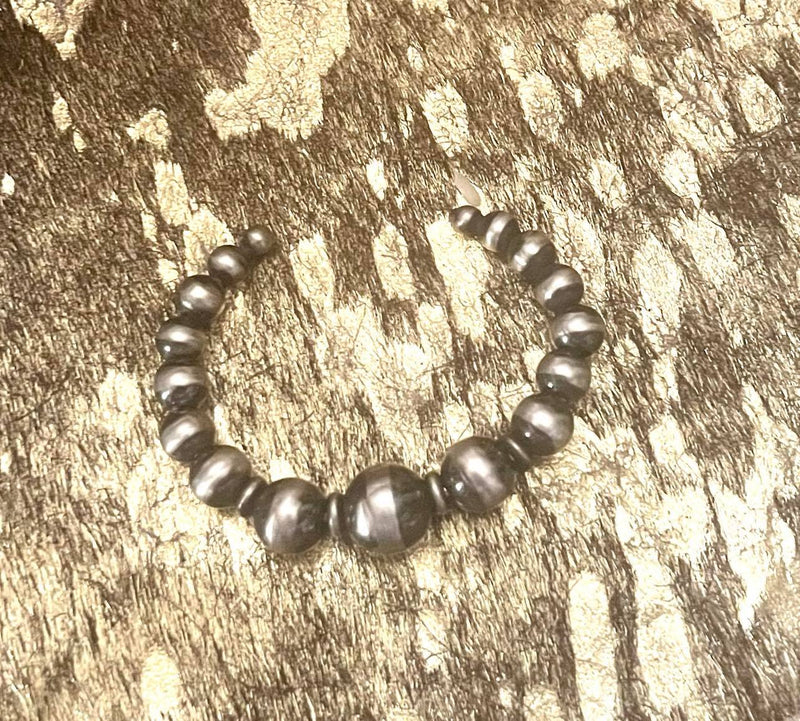 Navajo pearl cuff
